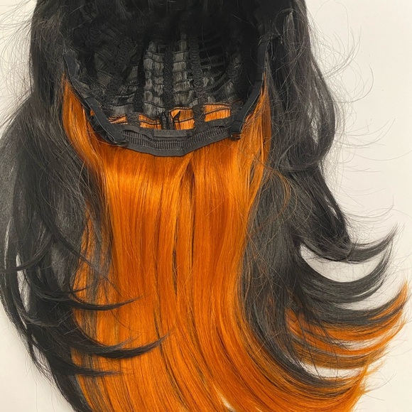 Black and orange wig - Picture 5 of 11